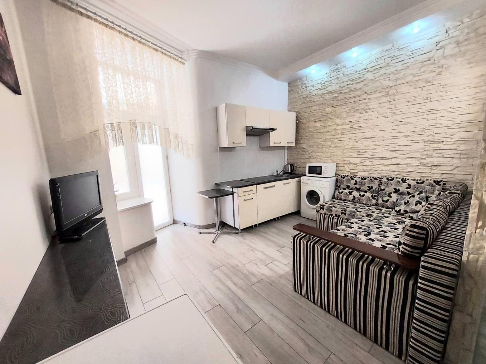 2 Rooms Central Anna Apartment Lviv Extérieur photo