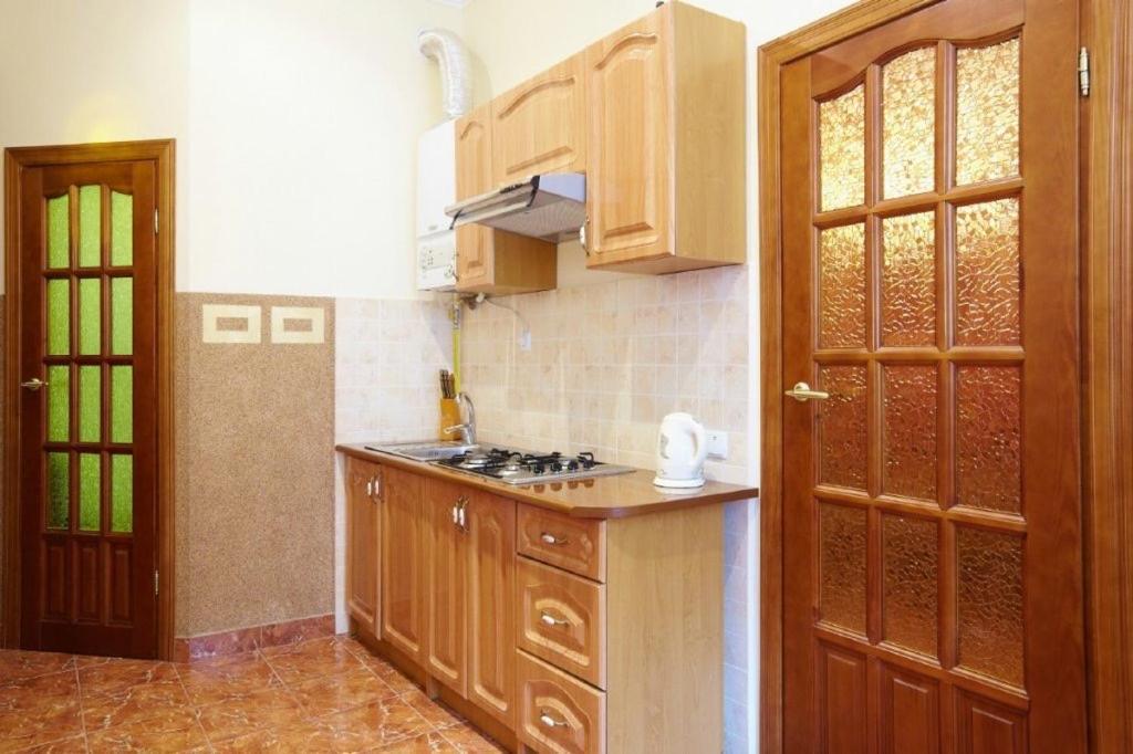 2 Rooms Central Anna Apartment Lviv Extérieur photo